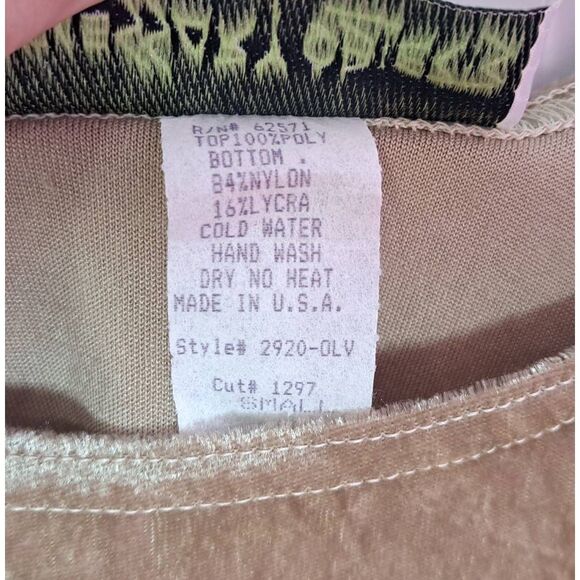 Necessary Objects Women's Vintage 90s Velvet and Mesh Bodysuit size Small - Picture 5 of 6